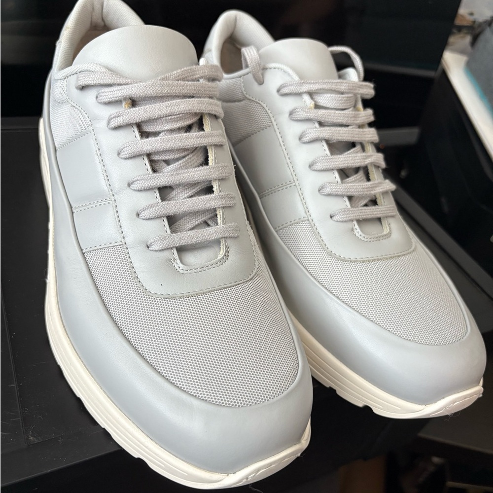 Common Projects Gray Low-Top Sneakers with Minimalist Design